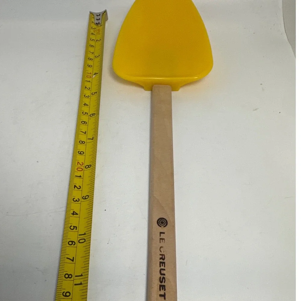 Le Creuset Spoon Spatula OS Yellow NEW Silicone Wood Heat Resistant 11.5in